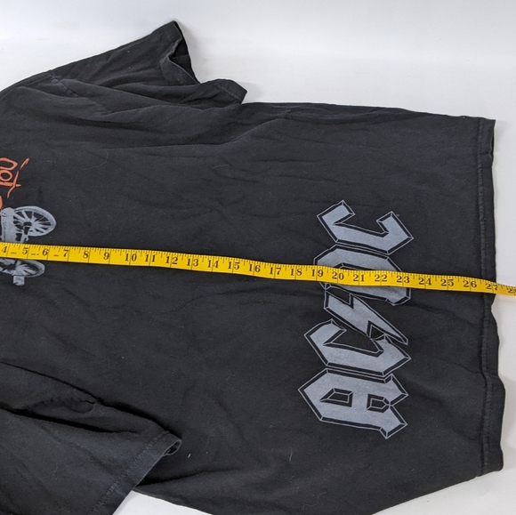 Vintage AC/DC T-Shirt, Angus Young AC/DC Graphic Tee XL 2004 - Picture 4 of 8